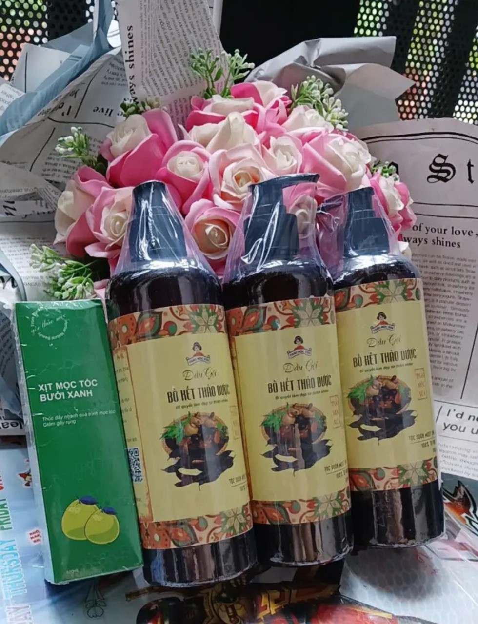 [4 MÓN] Mua 3 Chai Dầu gội Bồ kết thảo dược 800ml tặng 1 xịt mọc tóc bưởi xanh 100ml