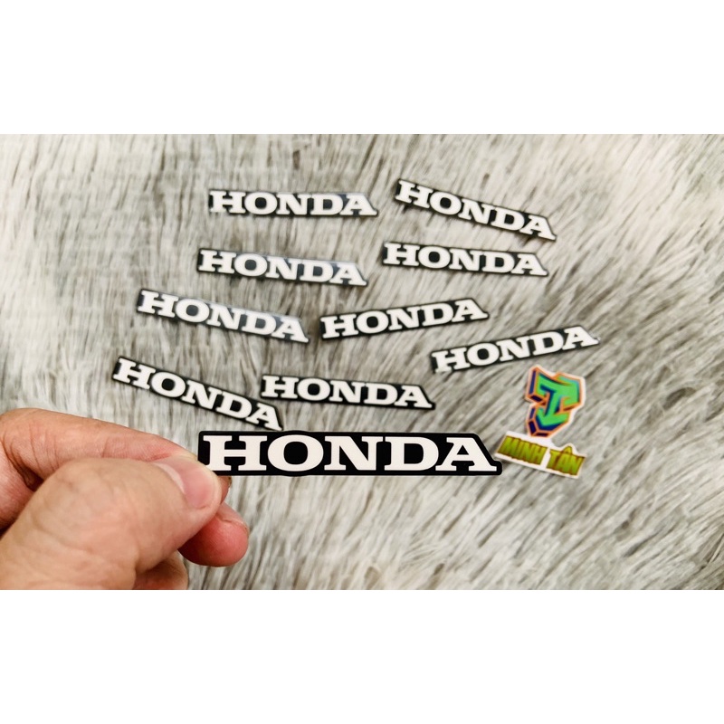 Tem honda zin nhỏ dán ở đuôi dè xe máy cho Vario, AirBlade, Sh, Future, Wave 125i