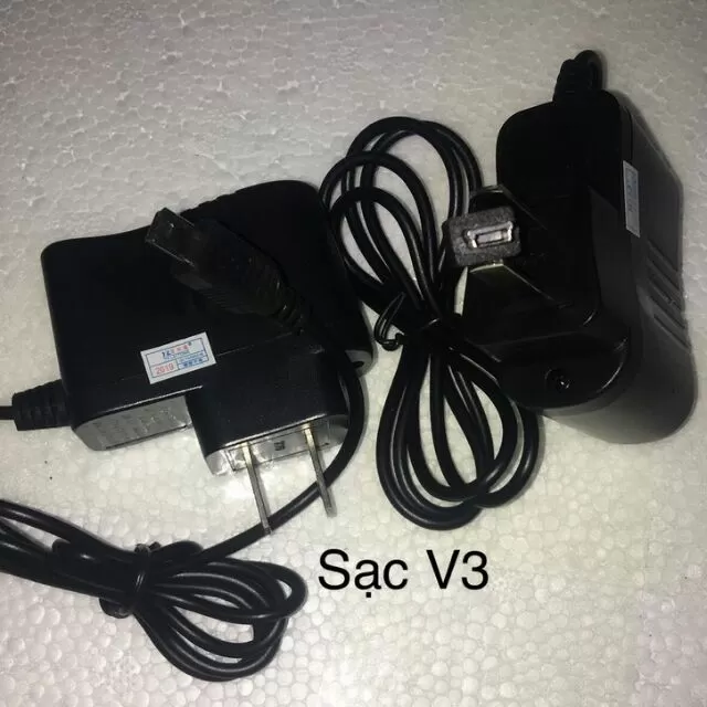 Sạc liền chân V3/ chân vuông to cho các loại đài