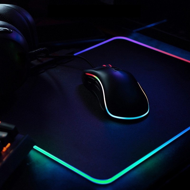 Miếng Lót Chuột, Di Chuột LED Cứng RGB Dùng Cho GAMING CỰC HOT