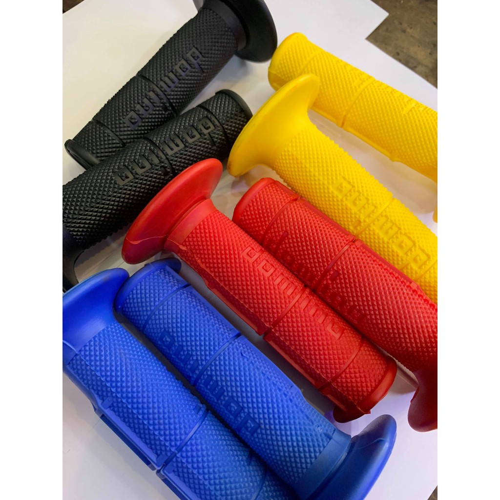 Bao tay Domino gắn tất cả các dòng xe máy , chống trơn trượt , êm tay