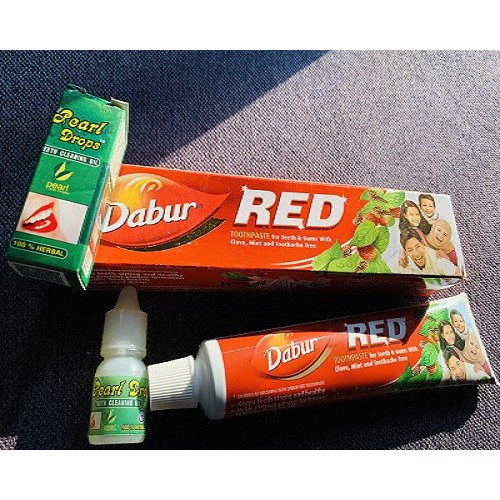 Bộ đôi kem đánh răng Dabur Red và tinh dầu trắng răng Pearl Drops ngăn ngừa mảng bám