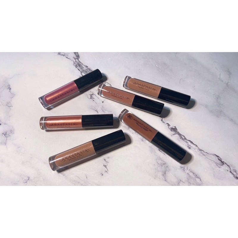 Son minisize của Anastasia Beverly Hills