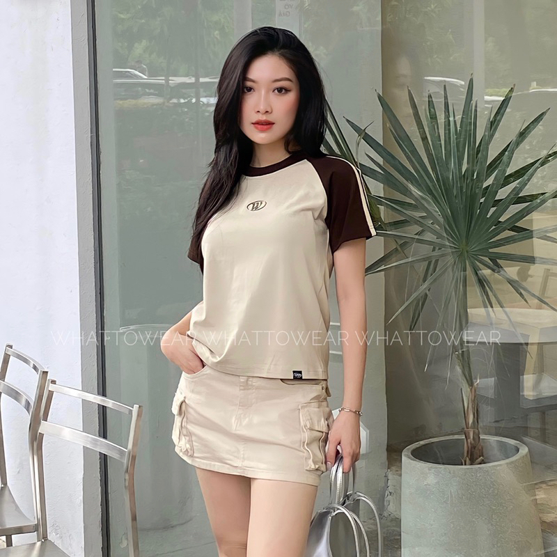 Áo thun baby tee tay sọc in logo nổi W
