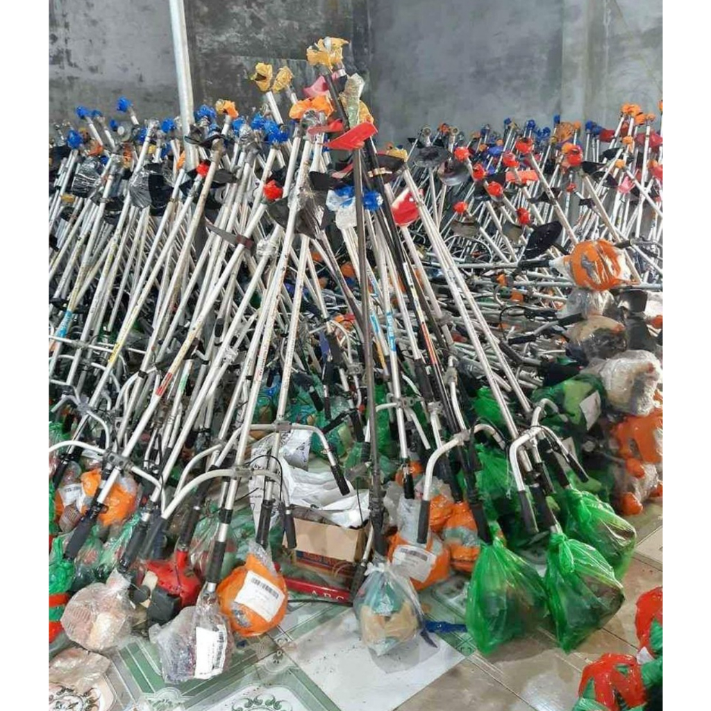 Máy cắt cỏ Nhật Bãi máy cắt cỏ 2 thì Chính hãng Nhật tặng kèm đủ 6 phụ kiện