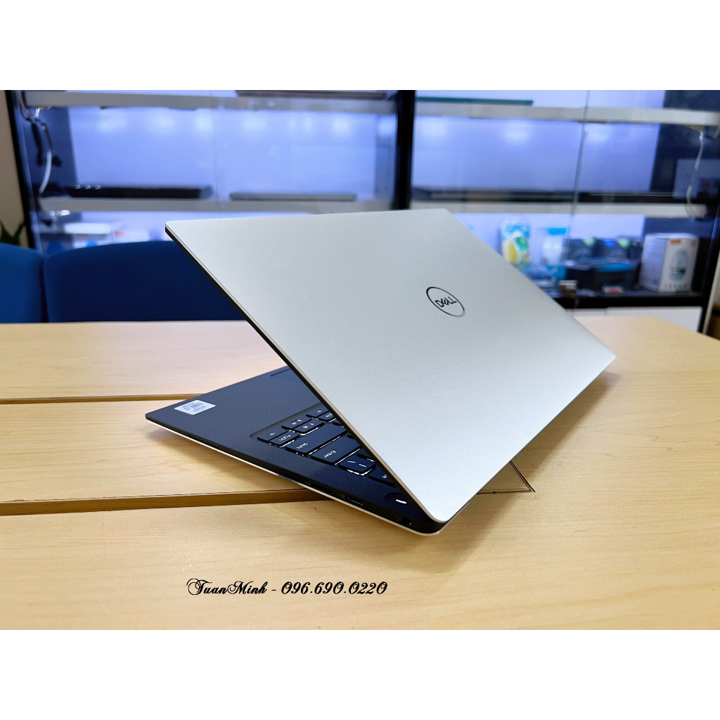Laptop cũ Dell XPS 7390 bản Mỹ - Core i7-10710U - RAM 16GB - SSD 256GB - 13.3" FULL HD - SIÊU MỎNG