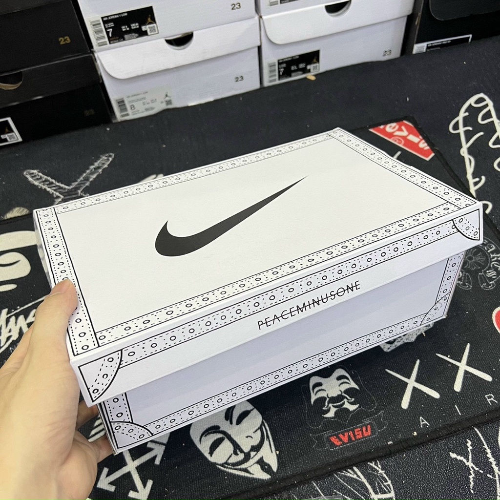Giày thể thao sneaker Kwondo 1 x G-Dragon Peaceminusone – Triple White màu trắng dành cho nam nữ 2022