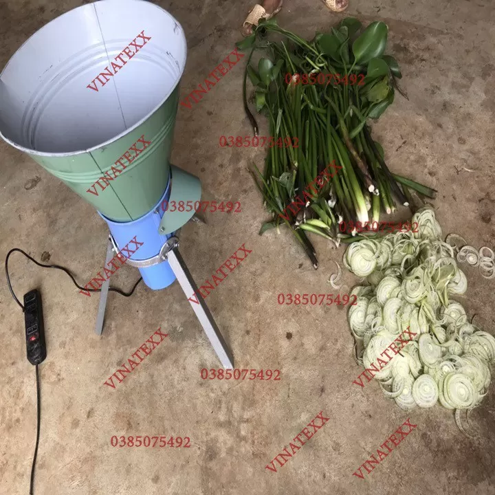 Máy băm bèo tây băm chuối cho heo gà vịt con