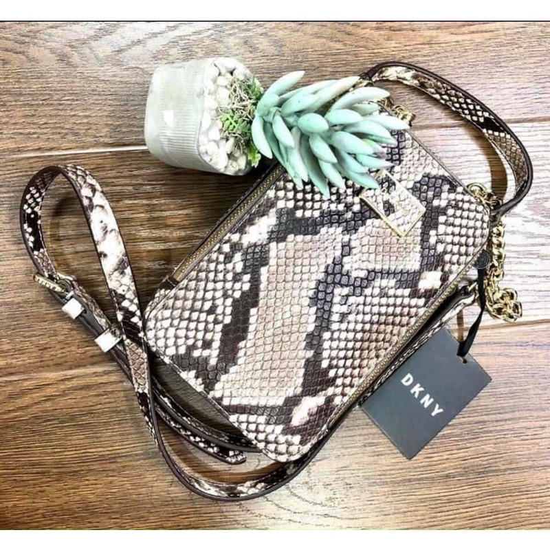 TÚI ĐEO ĐIỆN THOẠI  - DKNY