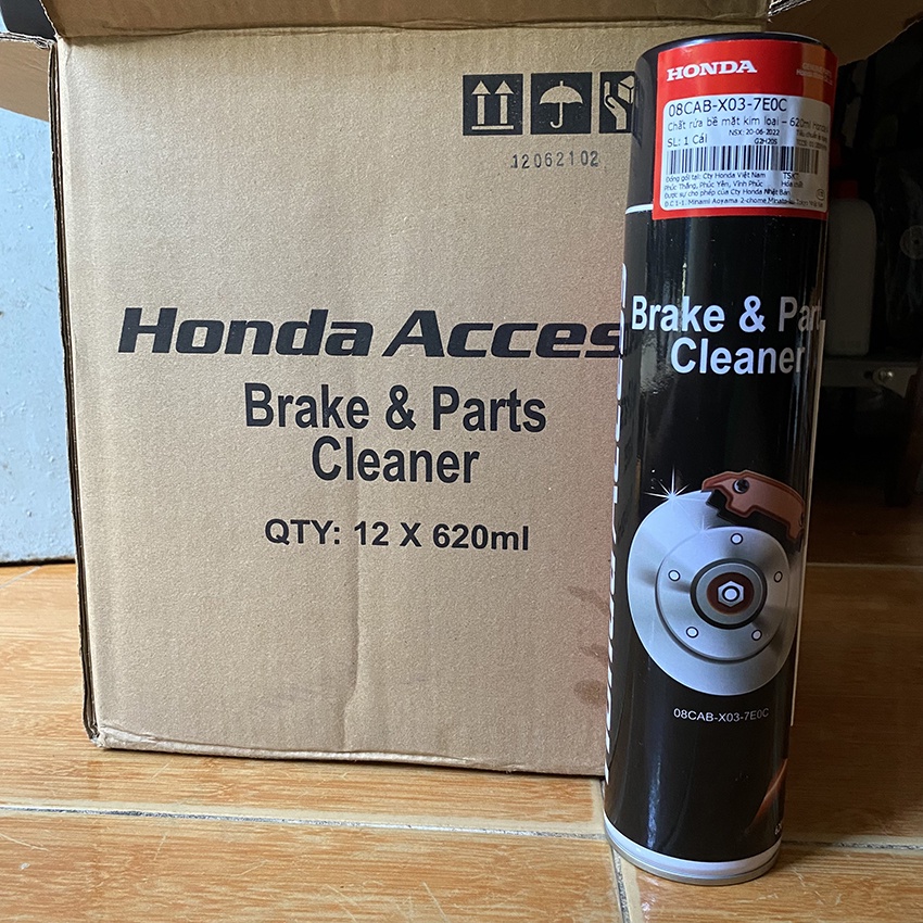 Chai vệ sinh đĩa phanh, má phanh, vệ sinh thắng ô tô, xe máy Honda chính hãng 620ml: tẩy rửa dầu nhớt bề mặt kim loại