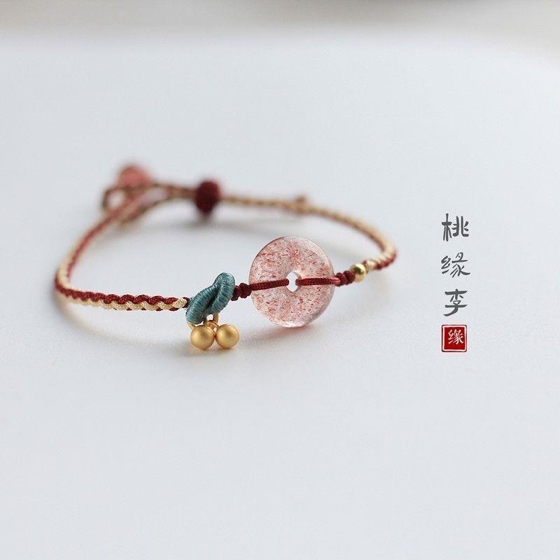 Vòng Tay Pha Lê Tự Nhiên Khóa Cài An Toàn Màu Sắc Phù Hợp Làm Quà Cho Bạn Gái